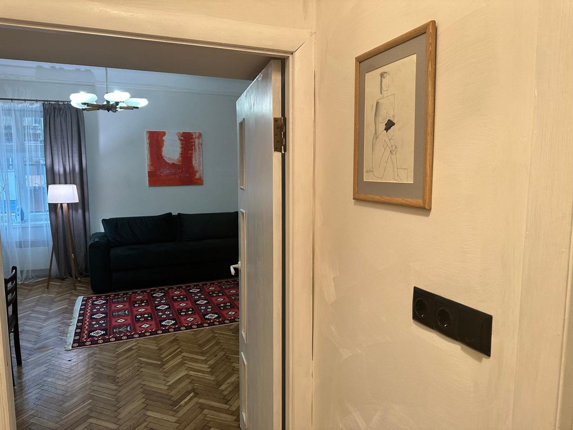 Art Apartment On Kylisha Str Lviv Ngoại thất bức ảnh